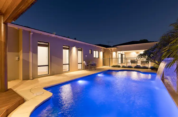 32 Davis Road, Attadale WA 6156