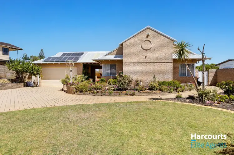 9 Hilda Road, Waikiki WA 6169