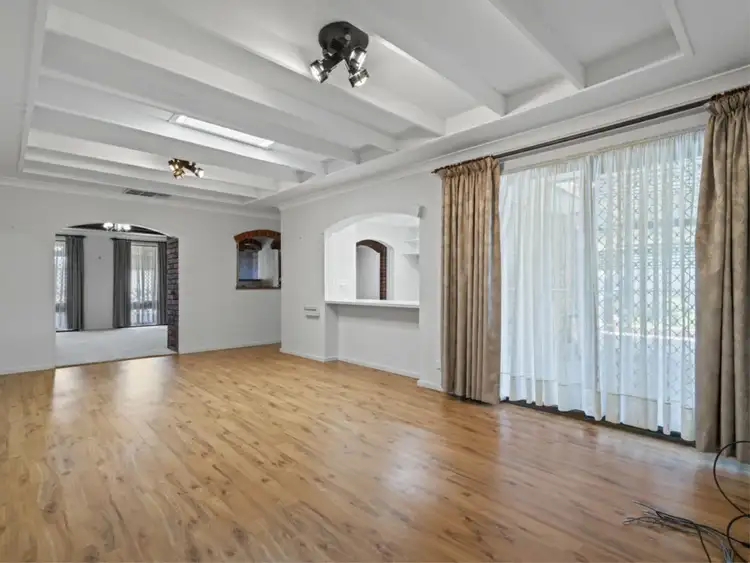 Fifth view of Homely house listing, 6 Alciston Way, Huntingdale WA 6110