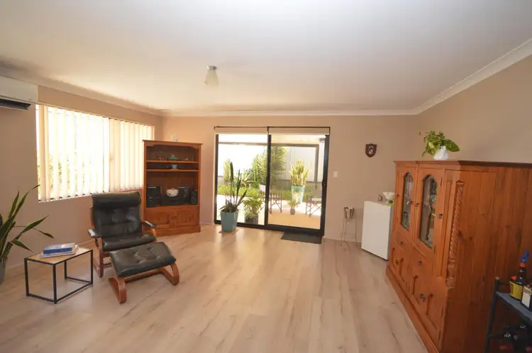 Fifth view of Homely house listing, 321 Oakmont Avenue, Meadow Springs WA 6210