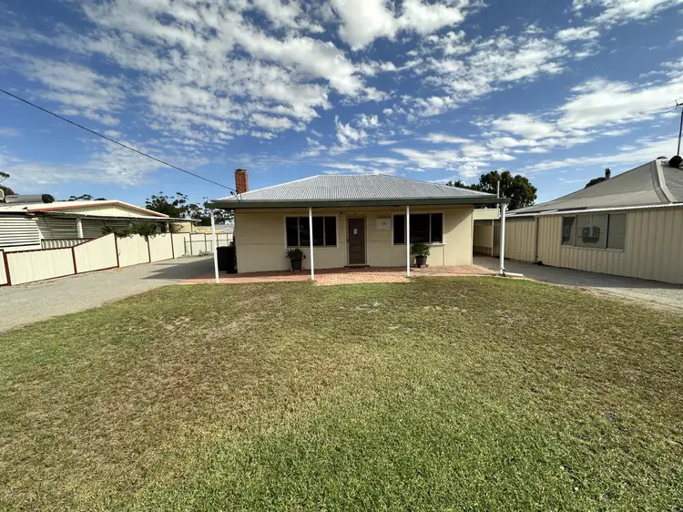 59 Harvey Street, Dumbleyung WA 6350
