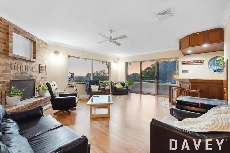 63 Glenbar Road, Duncraig WA 6023