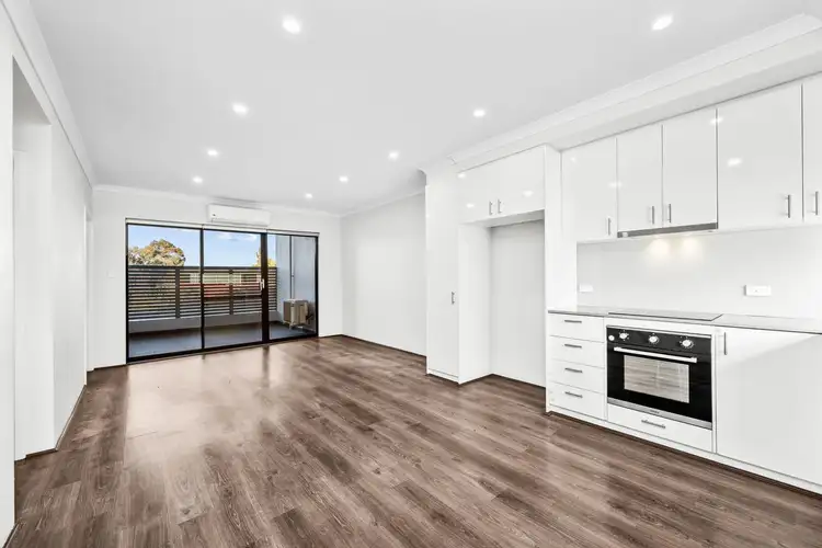 Fourth view of Homely apartment listing, 5/42 Morago Crescent, Cloverdale WA 6105