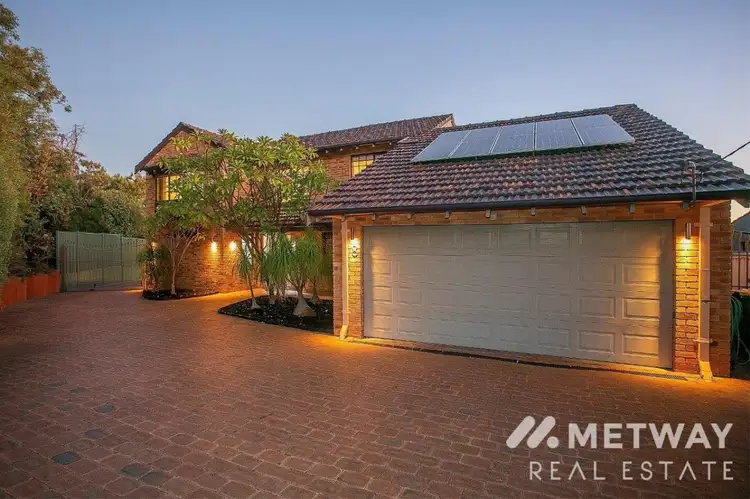 8 Kruger Place, Booragoon WA 6154