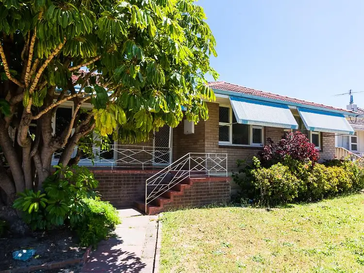 471 Grand Promenade, Dianella WA 6059