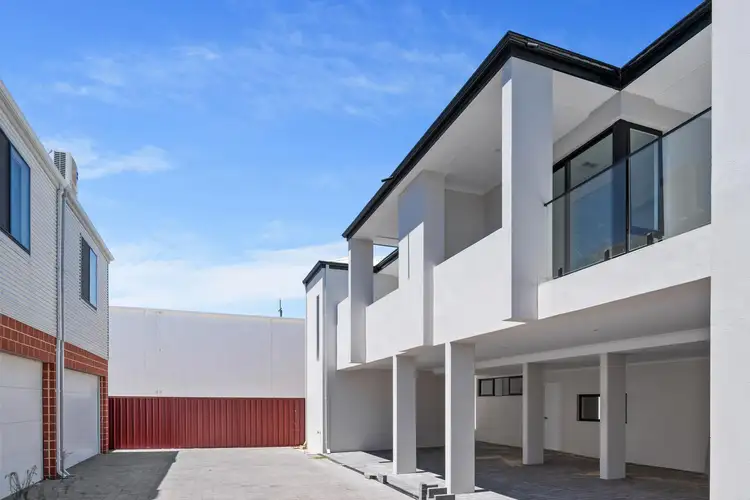 6/3 Garston Way, North Coogee WA 6163