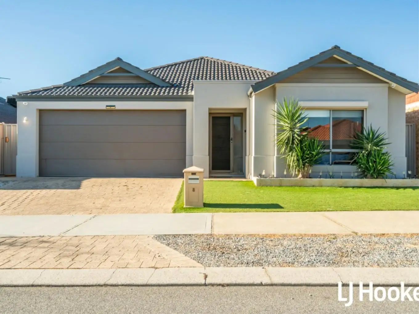 Main view of Homely house listing, 8 Northwood Loop, Thornlie WA 6108