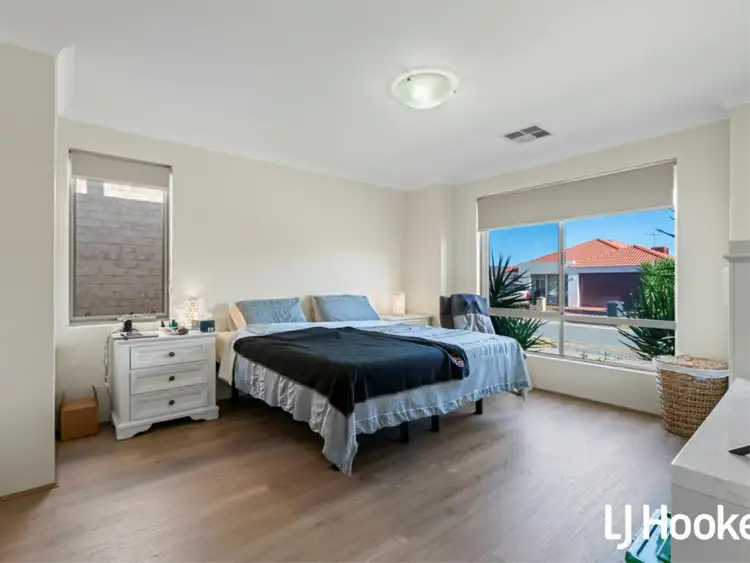 Third view of Homely house listing, 8 Northwood Loop, Thornlie WA 6108