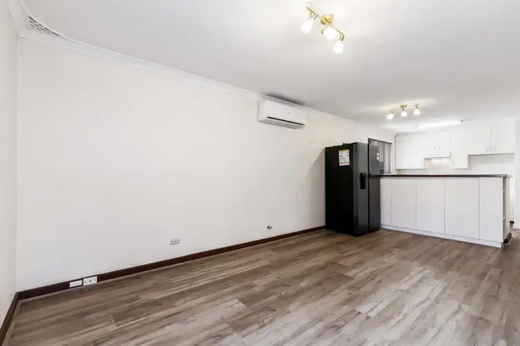 Fifth view of Homely semi-detached listing, 2/13 Poplar Street, Willetton WA 6155