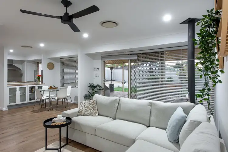11 Gambia Way, Beldon WA 6027