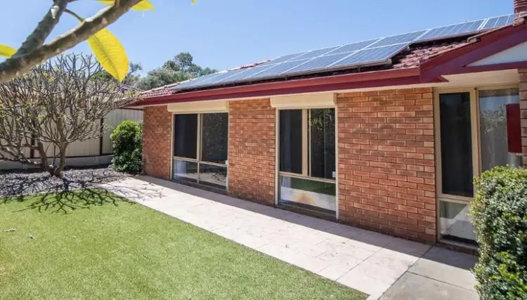 Second view of Homely house listing, 8 Cromer Gardens, Parmelia WA 6167