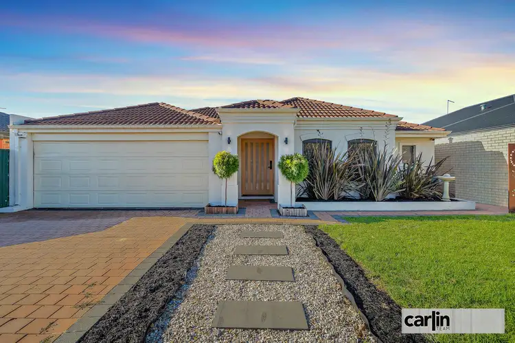 30 Roper Boulevard, Hammond Park WA 6164