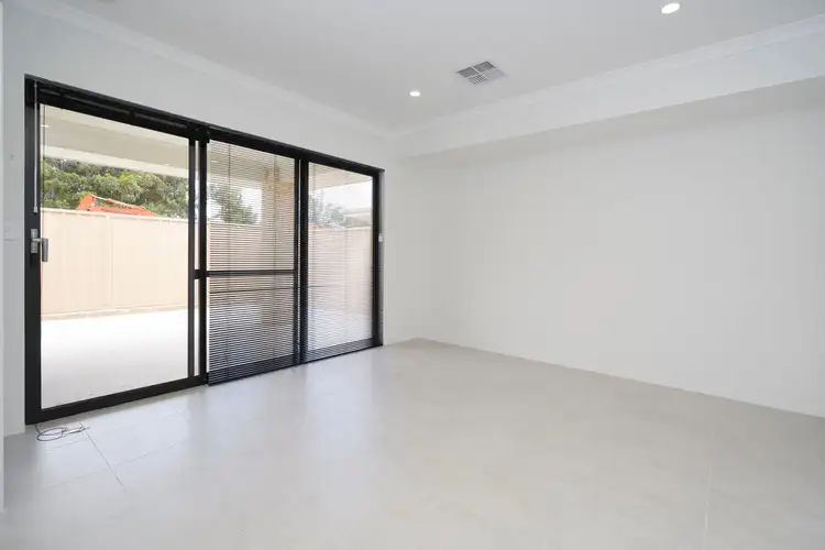 Sixth view of Homely house listing, 43 Ashcroft Loop, Wattle Grove WA 6107
