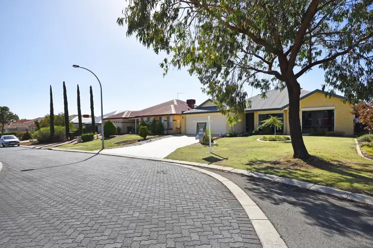 Second view of Homely house listing, 6 Tobermory Boulevard, Ellenbrook WA 6069