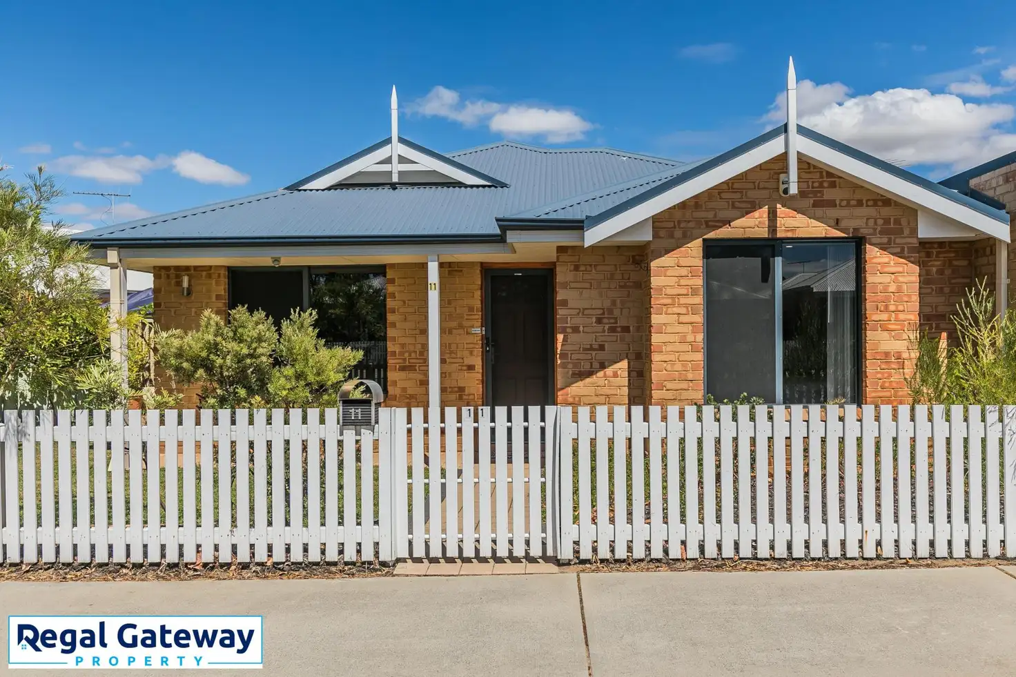 Main view of Homely house listing, 11 Clarity Elbow, Atwell WA 6164