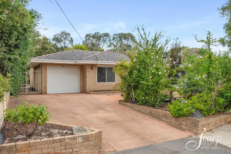 11 Bugendore Street, Maida Vale WA 6057