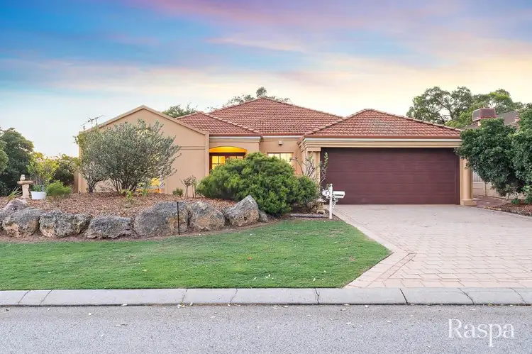 3 Fairmount Close, Bibra Lake WA 6163