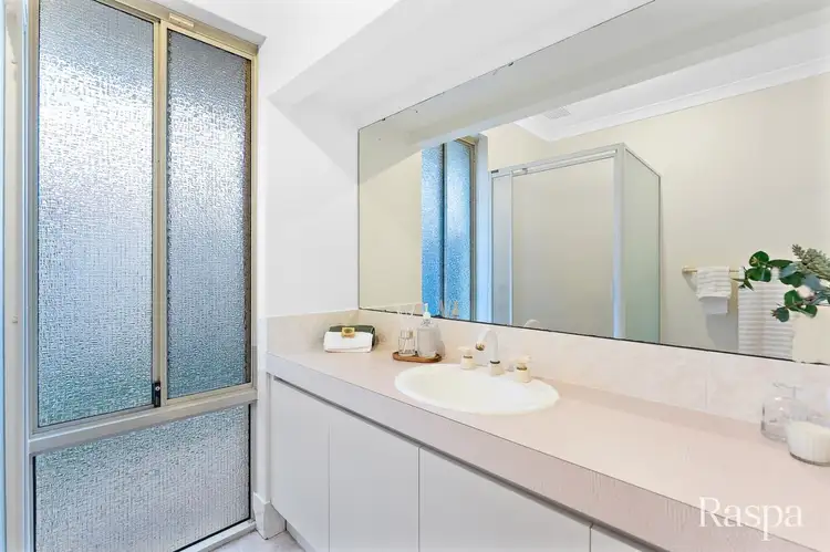 Fifth view of Homely house listing, 3 Fairmount Close, Bibra Lake WA 6163