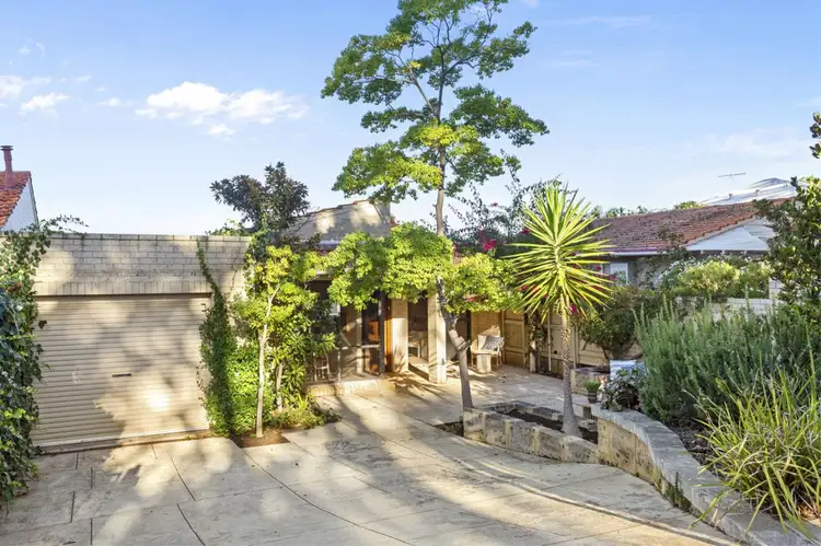 2/20 Queenslea Drive, Claremont WA 6010