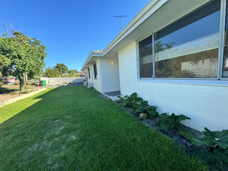 11 Lisa road, Australind WA 6233