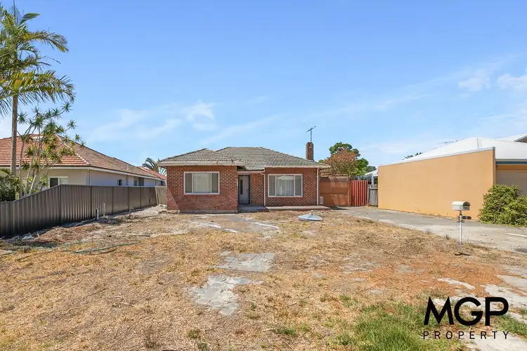 8 Prosser Way, Myaree WA 6154