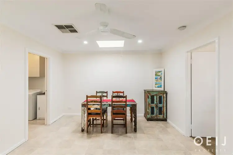 Seventh view of Homely house listing, 4 Coran Place, Camillo WA 6111