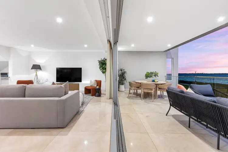 26 Socrates Parade, North Coogee WA 6163