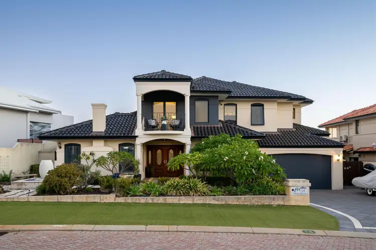 14 Manakoora Rise, Sorrento WA 6020