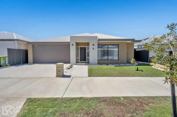 4 Asbury Road, Madora Bay WA 6210