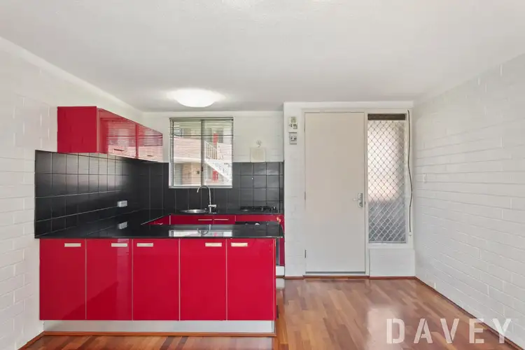 16B/49 Herdsman Parade, Wembley WA 6014
