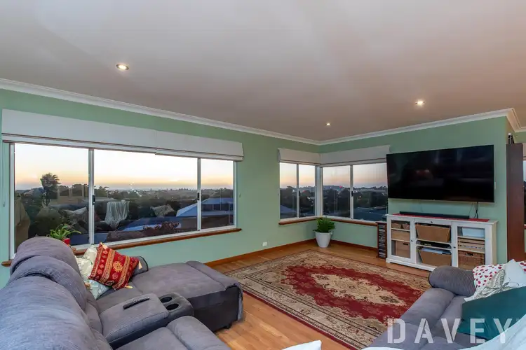 10 Sweeney Way, Padbury WA 6025