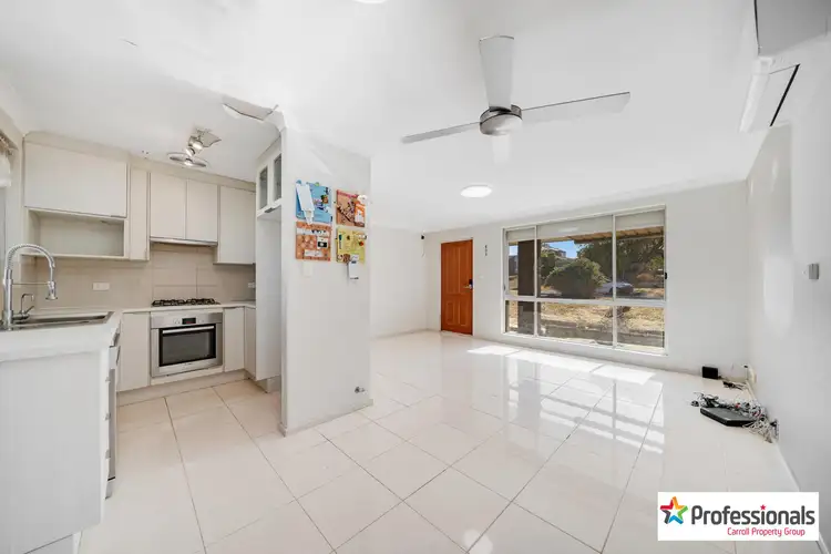Fifth view of Homely house listing, 2 Rhagodia Court, Heathridge WA 6027