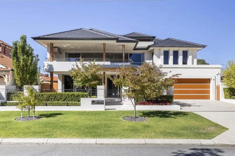 15 Wareana Street, Menora WA 6050