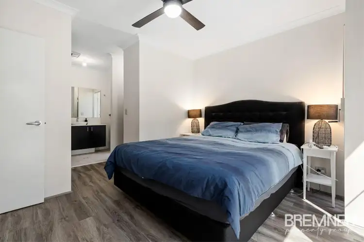 Fourth view of Homely house listing, 8 Sapphire Chase, Wellard WA 6170