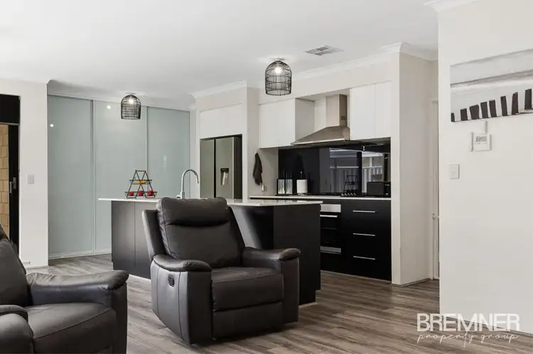 Seventh view of Homely house listing, 8 Sapphire Chase, Wellard WA 6170