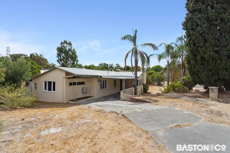 27 Alvah Street, St James WA 6102