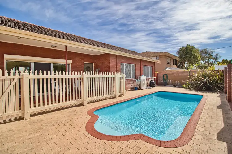 111 Gloucester  Crescent, Shoalwater WA 6169