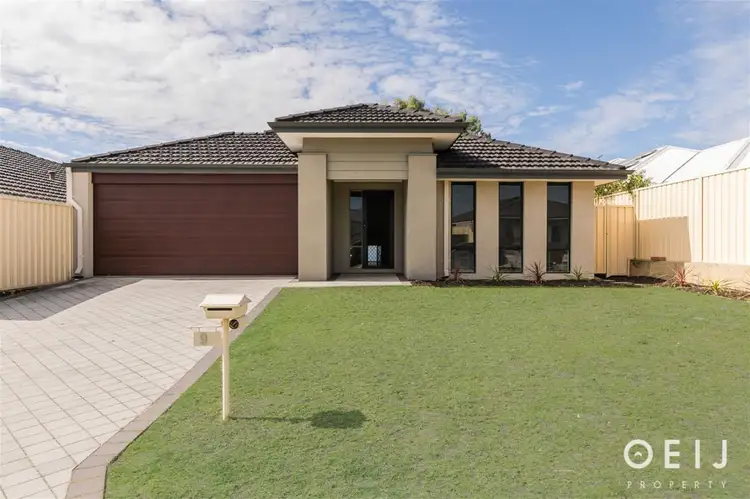 9 Dangerfield Grove, Canning Vale WA 6155