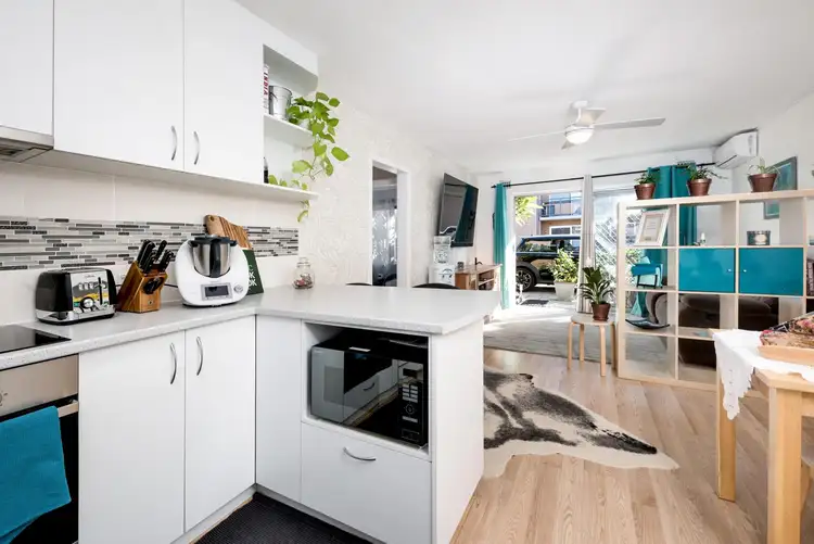 Fifth view of Homely unit listing, 8/37 Osborne Road, East Fremantle WA 6158