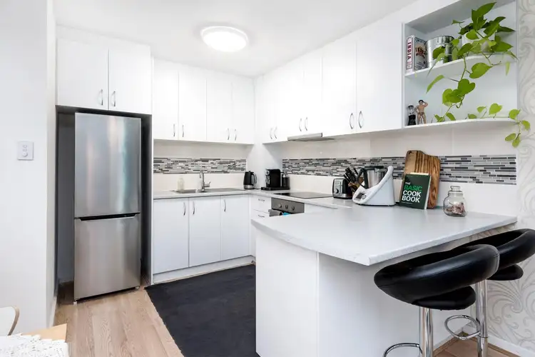 Sixth view of Homely unit listing, 8/37 Osborne Road, East Fremantle WA 6158