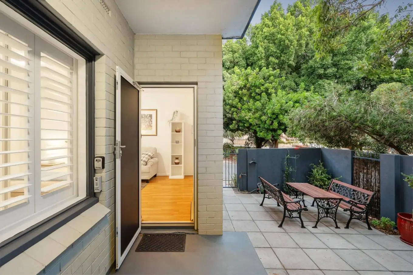 Main view of Homely unit listing, 2/3 Currie Street, Jolimont WA 6014