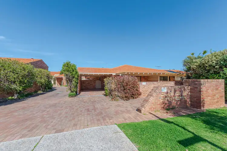 Third view of Homely villa listing, 8/11 Canning Avenue, Mount Pleasant WA 6153