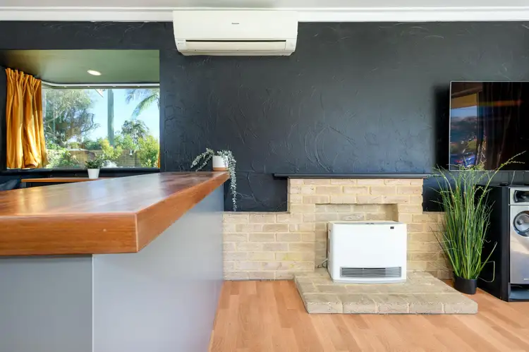 Seventh view of Homely house listing, 1 Tamalee Place, Hillman WA 6168