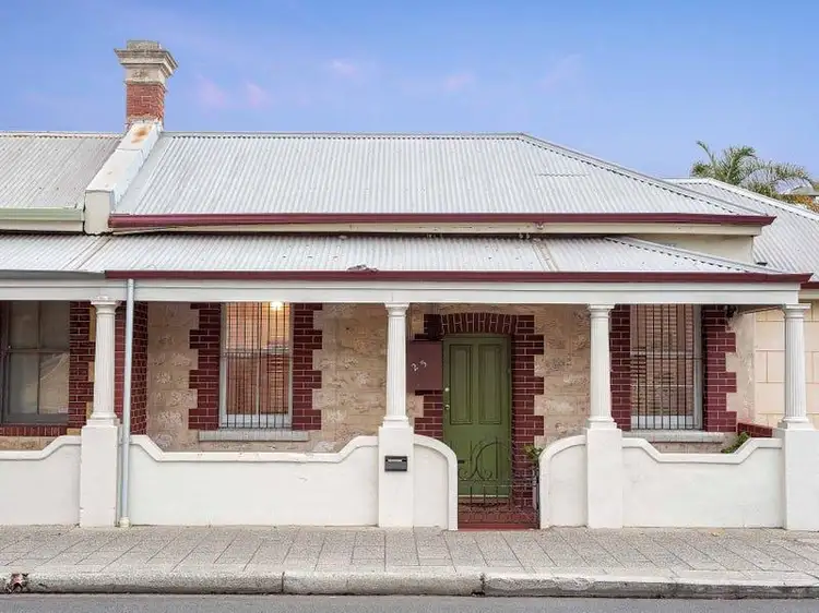 25 Parry Street, Fremantle WA 6160
