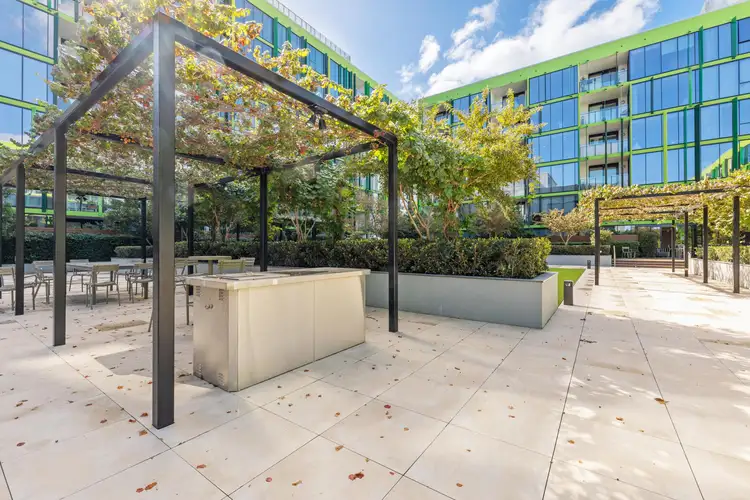 605/6 Baumea Way, Innaloo WA 6018