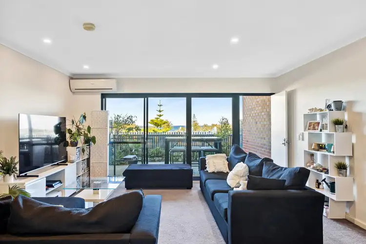 11/50 Commander Drive, Alkimos WA 6038