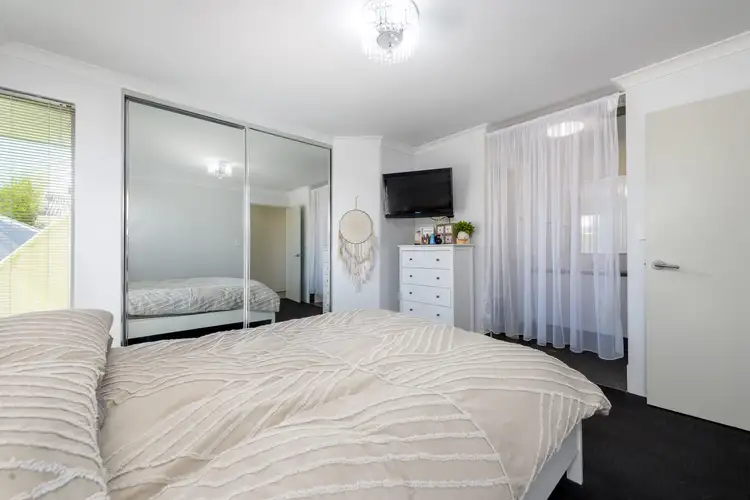 Sixth view of Homely house listing, 18 Tallon Loop, Baldivis WA 6171
