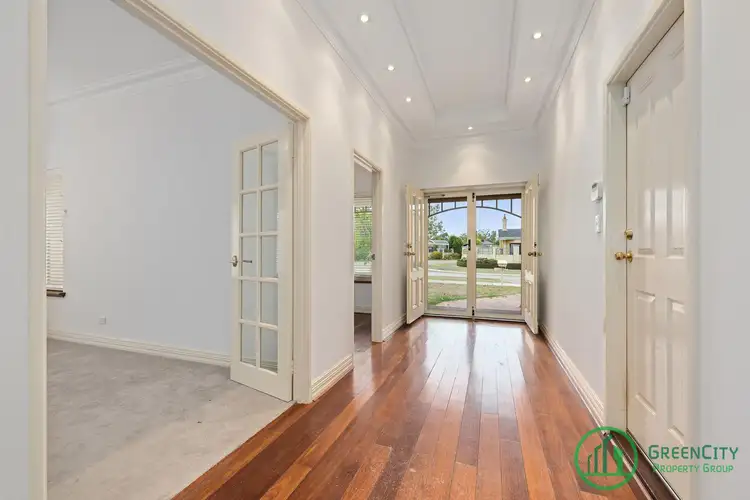 43 Kardan Circuit, Karawara WA 6152