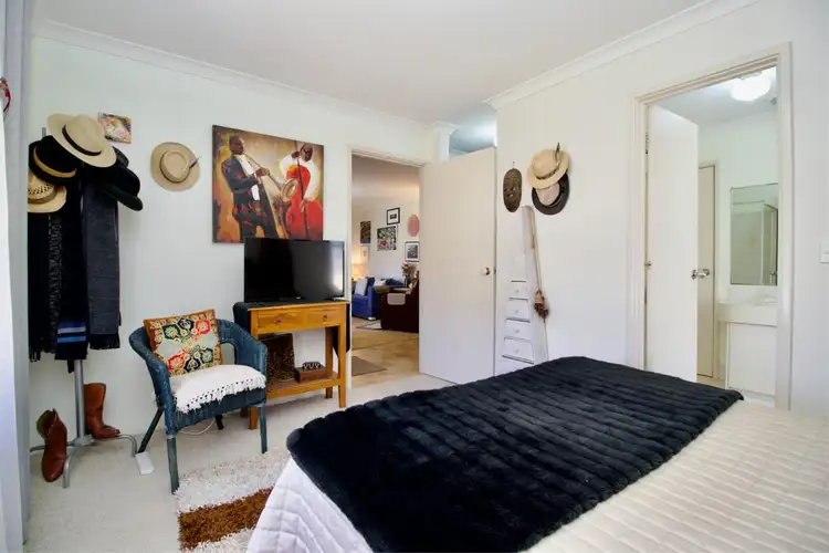 Fifth view of Homely house listing, 6 Saskatchewan Way, Greenfields WA 6210