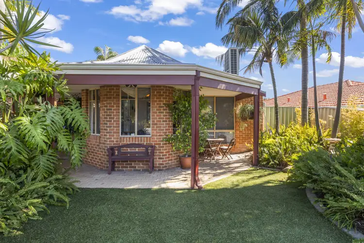 21 Frangipani Loop, Marangaroo WA 6064